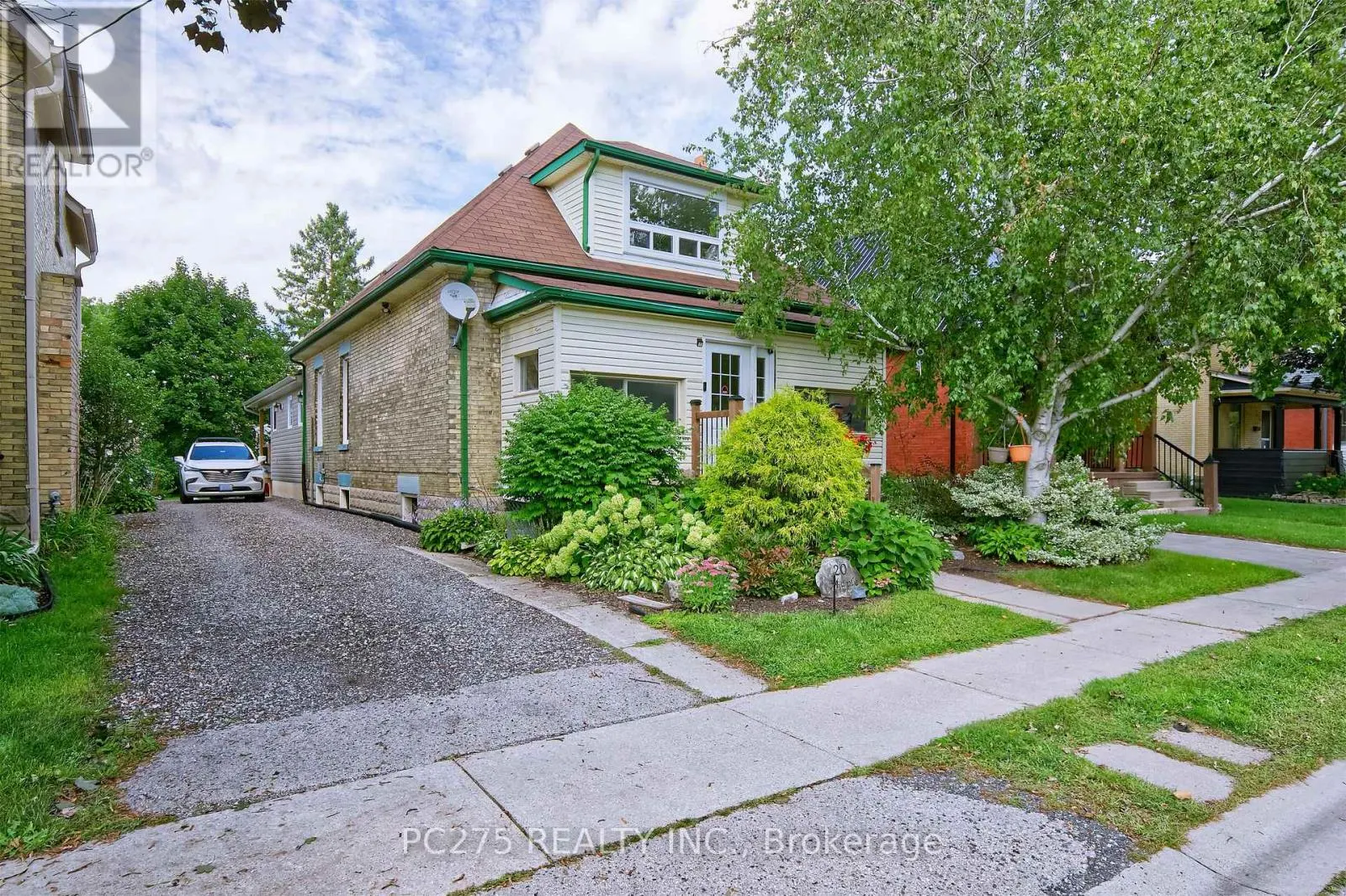 20 MAPLE STREET