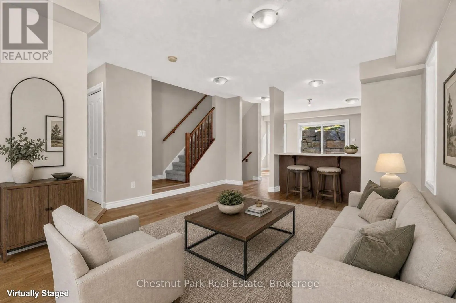 1 - 37 SILVER STREET #1