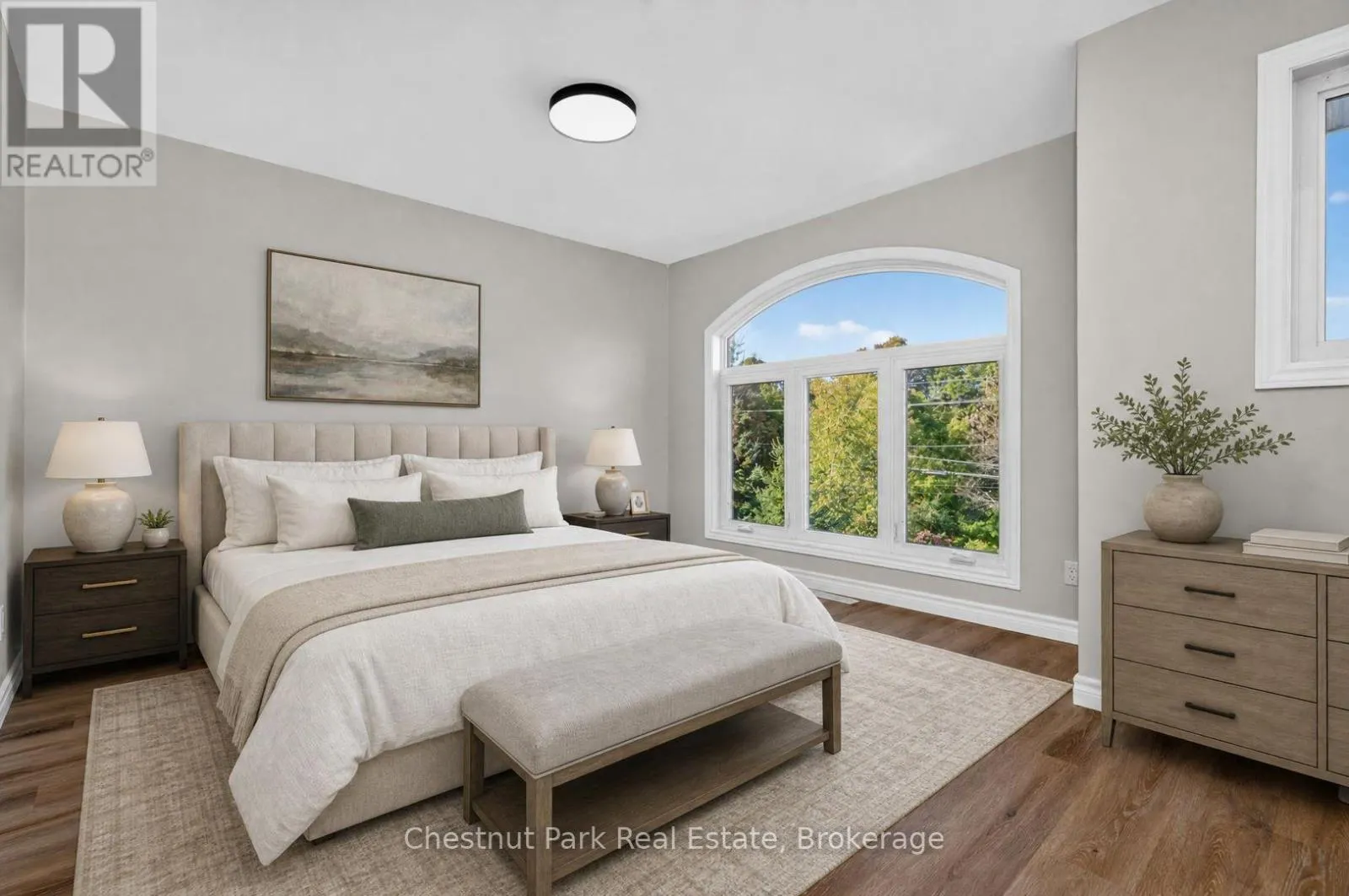 1 - 37 SILVER STREET #1
