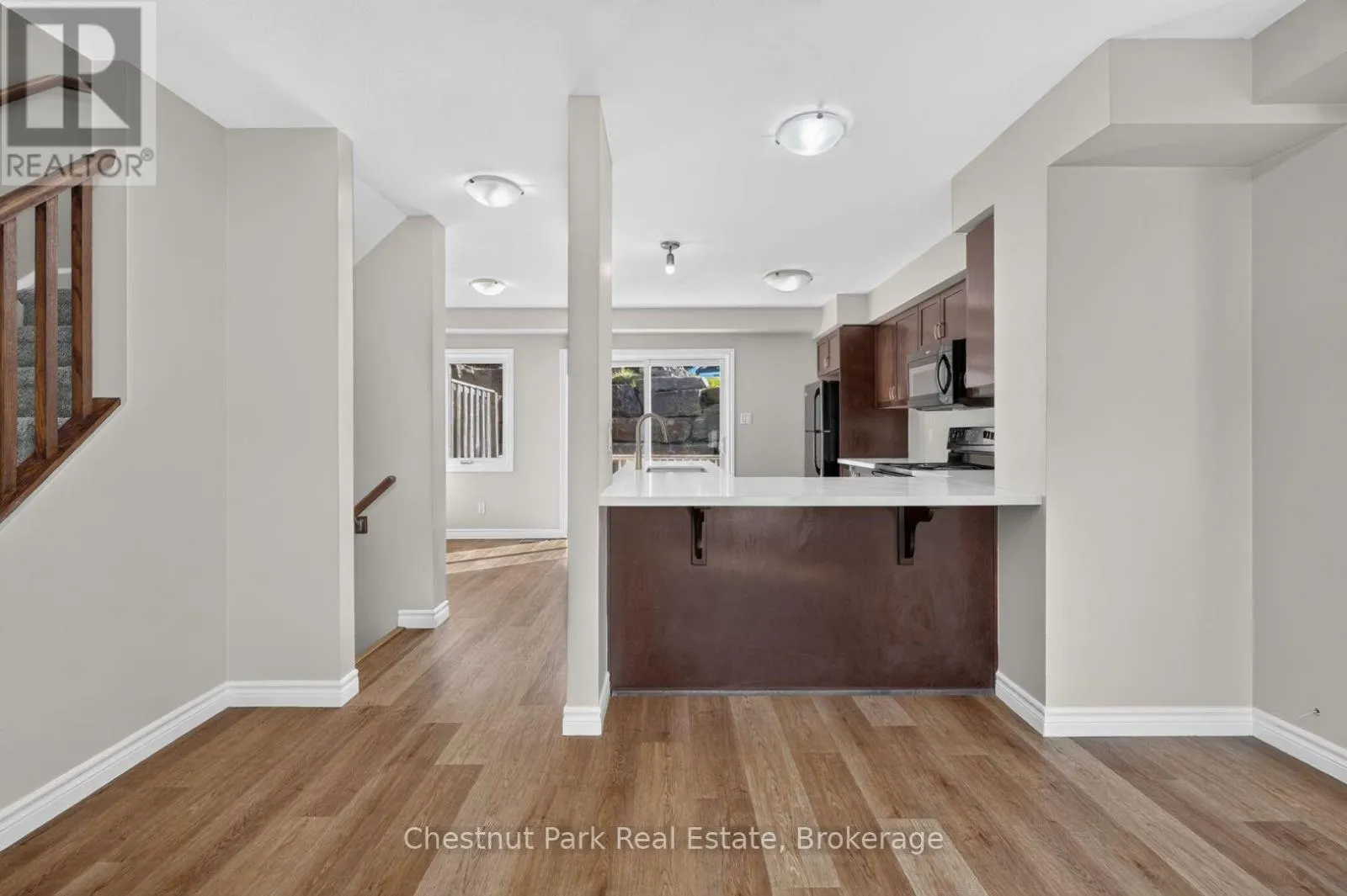 1 - 37 SILVER STREET #1
