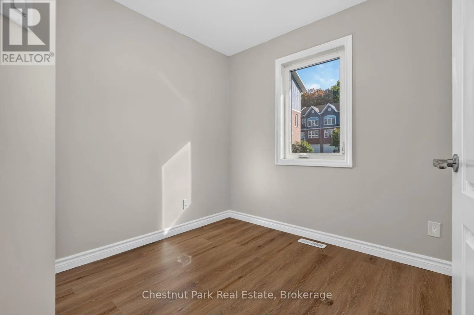 1 - 37 SILVER STREET #1