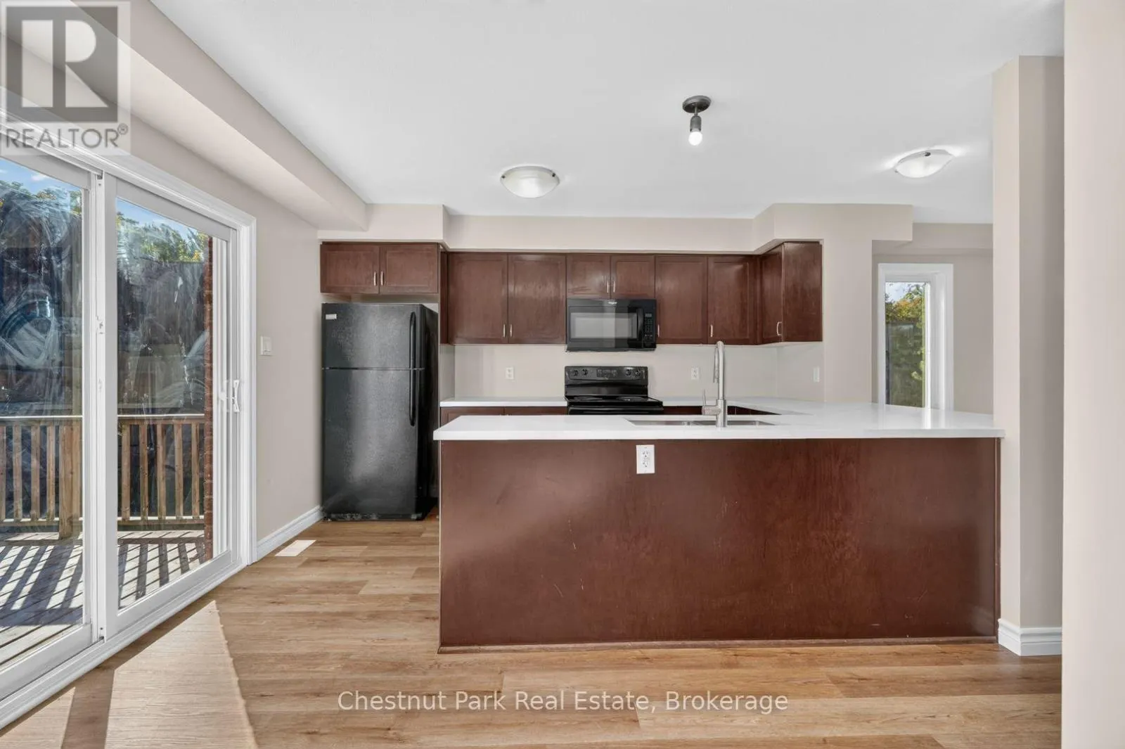 1 - 37 SILVER STREET #1