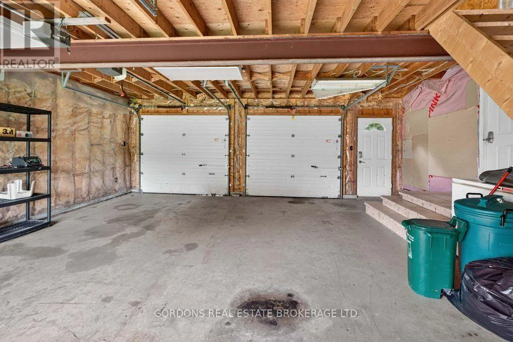 813 PIERCE'S LANE