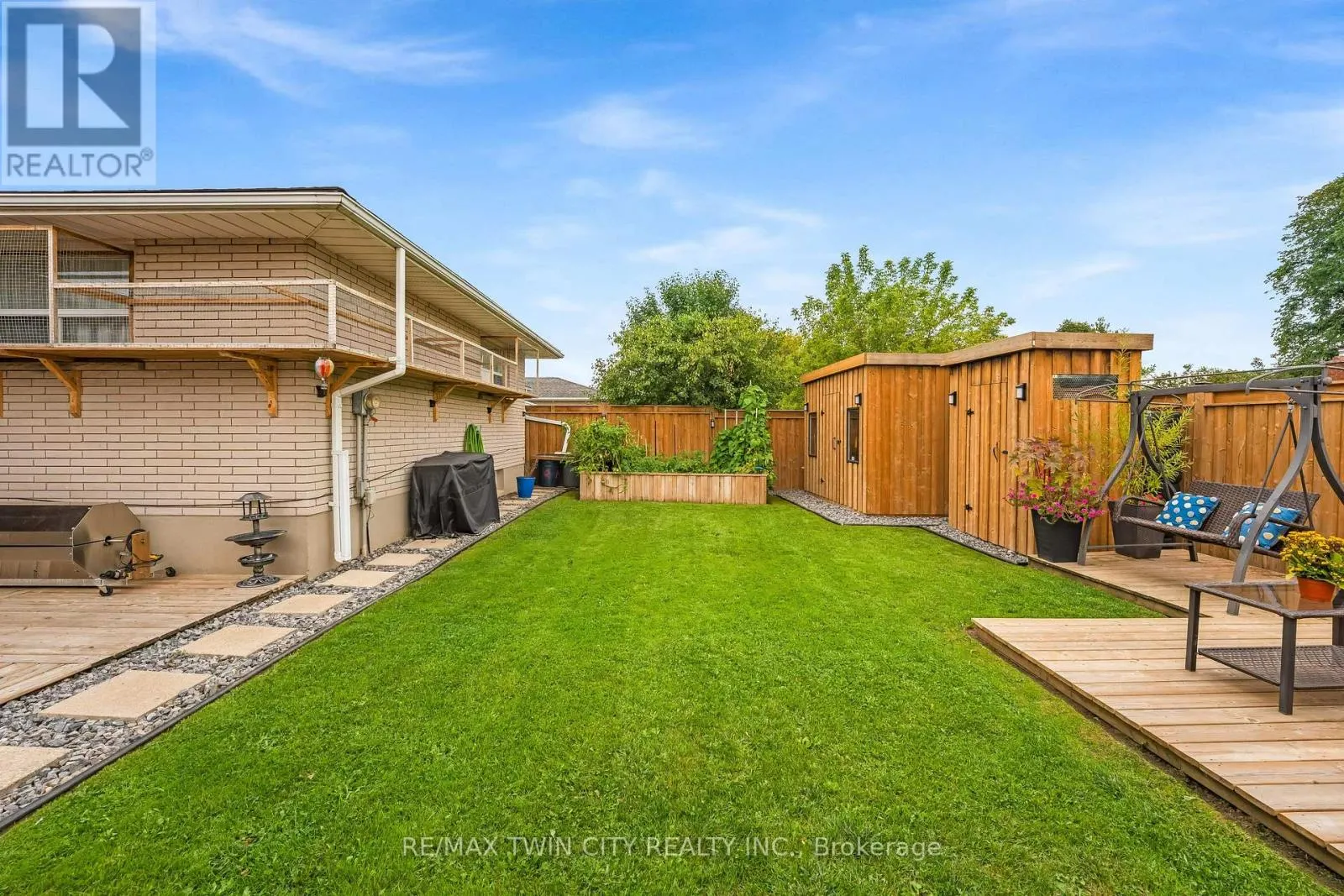 49 CARNABY CRESCENT
