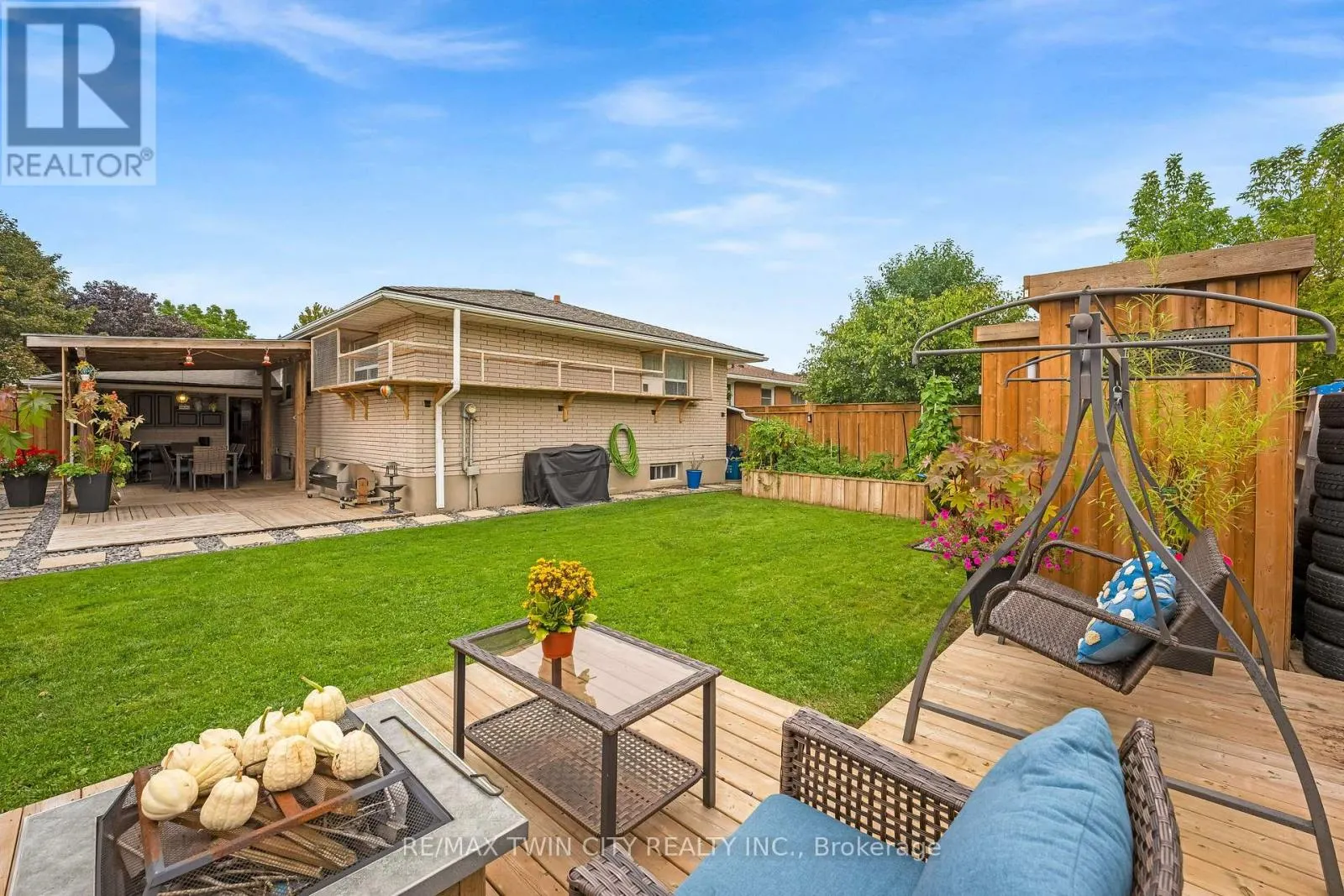 49 CARNABY CRESCENT