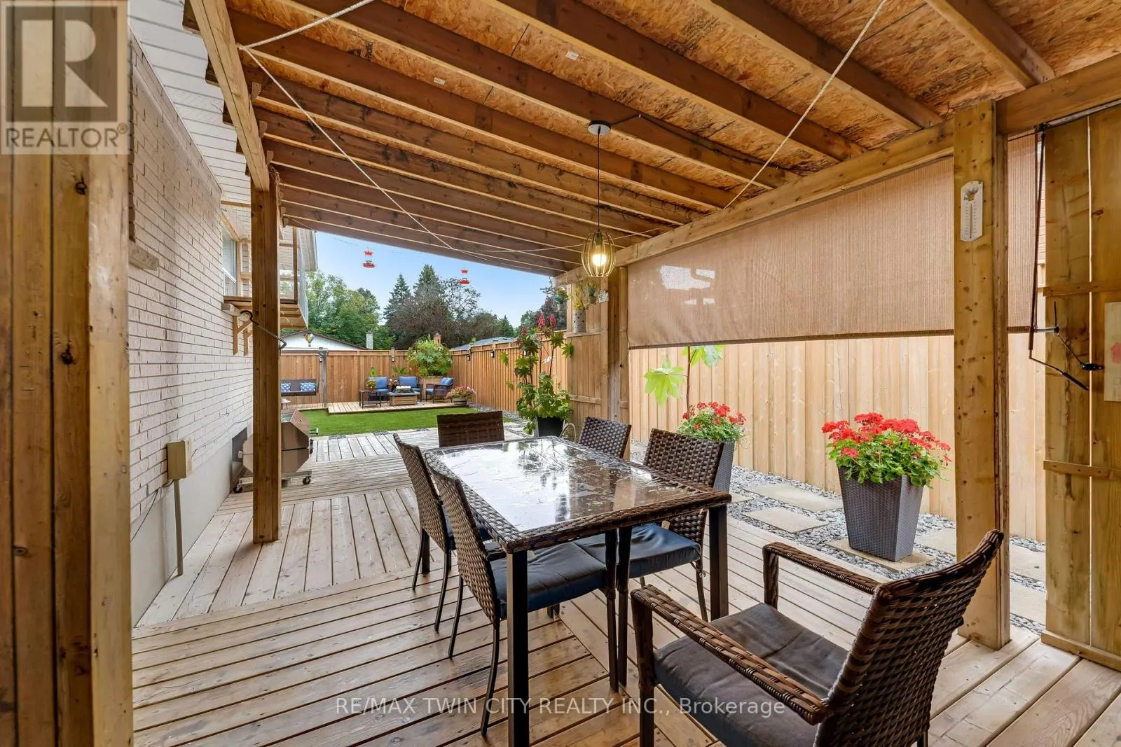 49 CARNABY CRESCENT