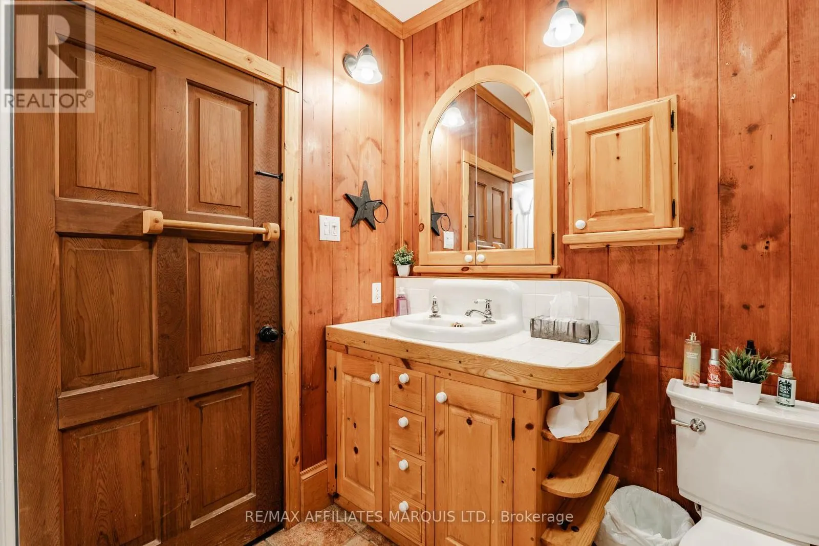 6286 PLEASANT DRIVE