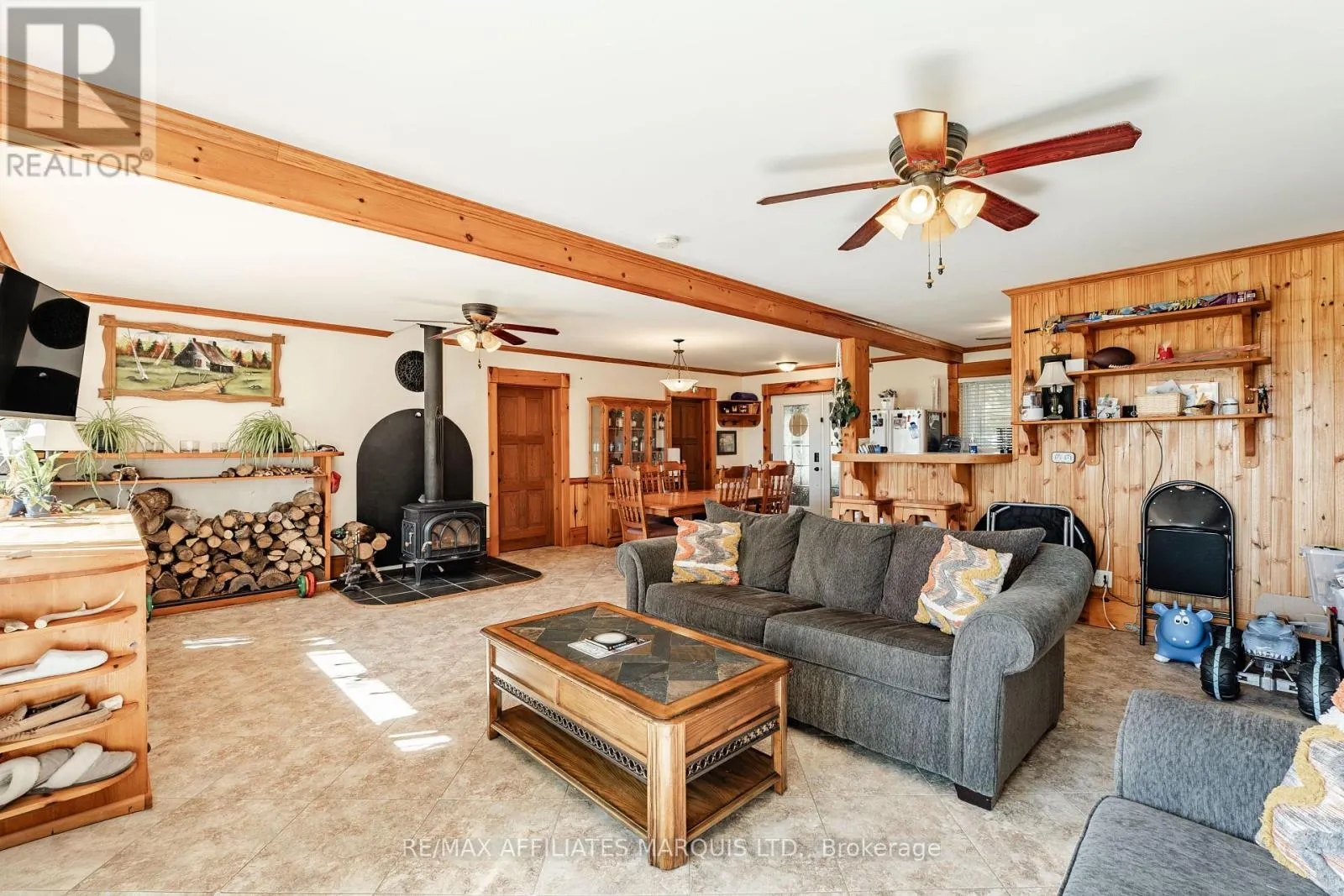 6286 PLEASANT DRIVE
