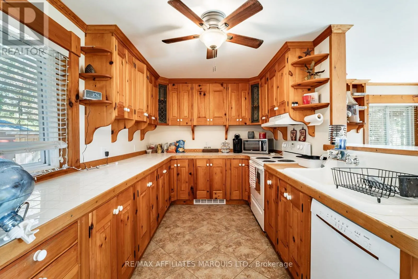 6286 PLEASANT DRIVE