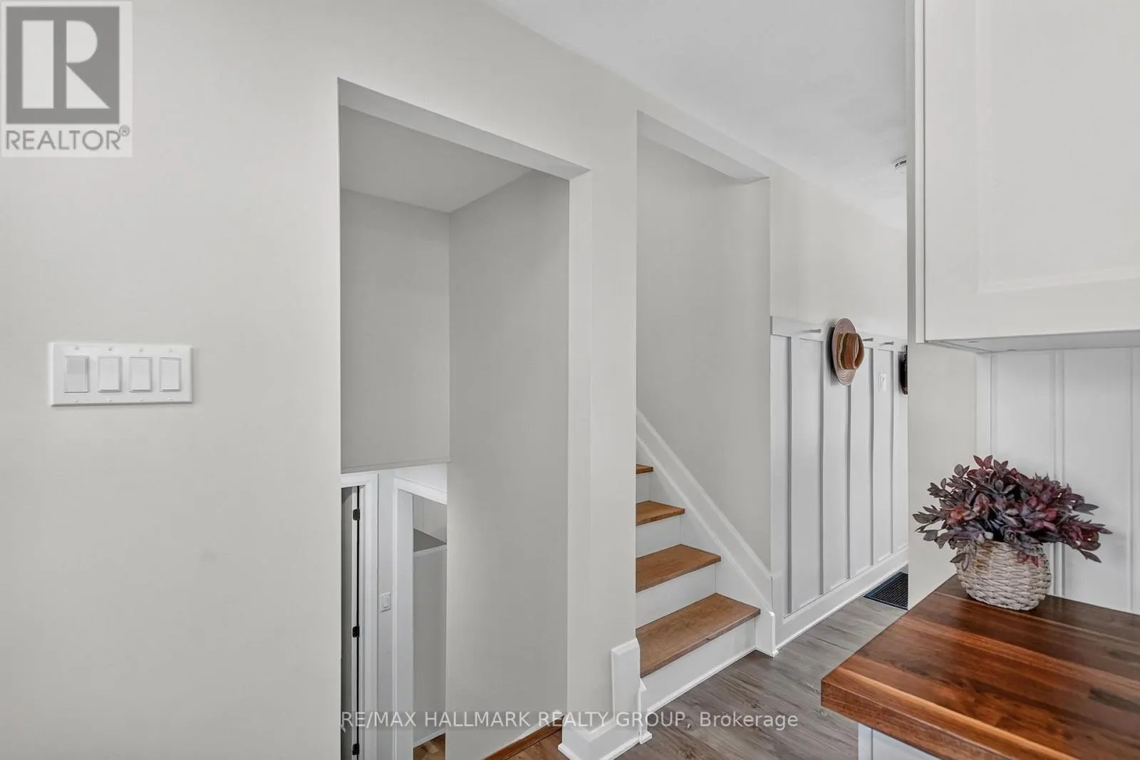 181 WELLINGTON STREET