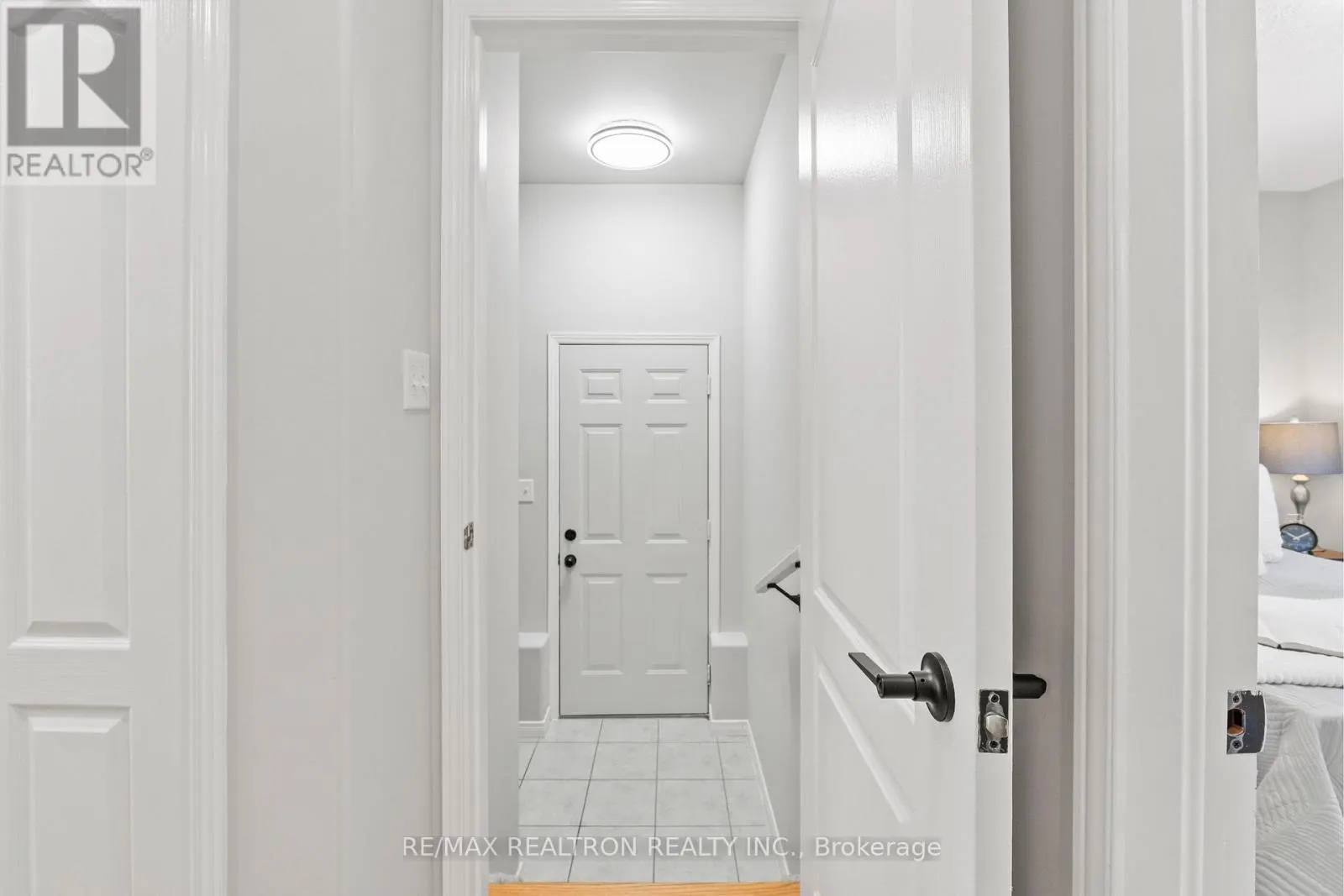 25 LINDEN LANE
