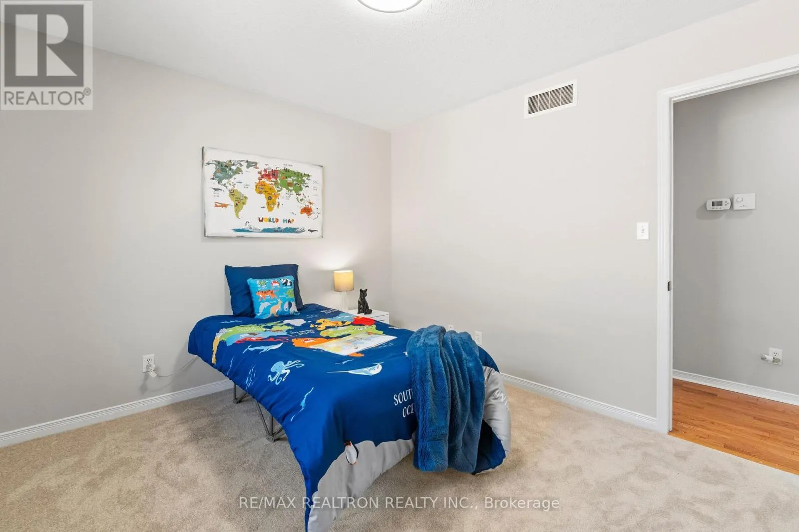 25 LINDEN LANE