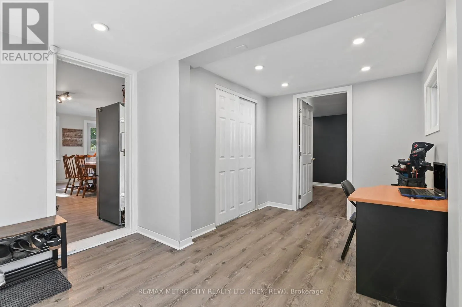 2328 KERR LINE