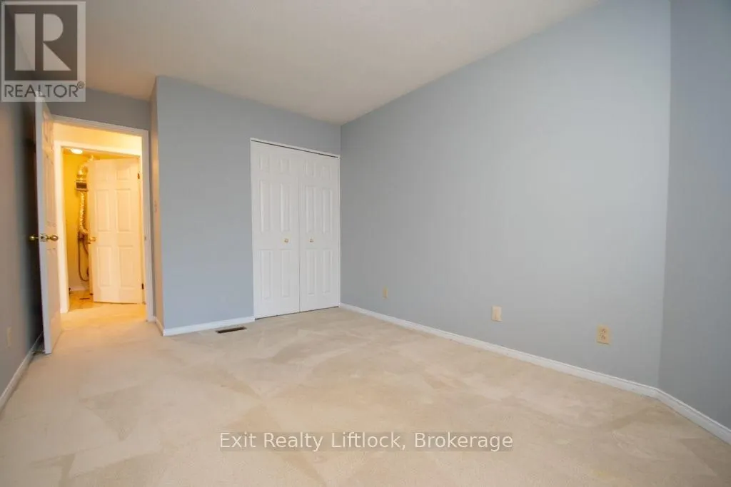 202 C - 1099 CLONSILLA AVENUE #202 C