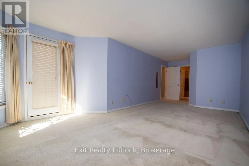 202 C - 1099 CLONSILLA AVENUE #202 C