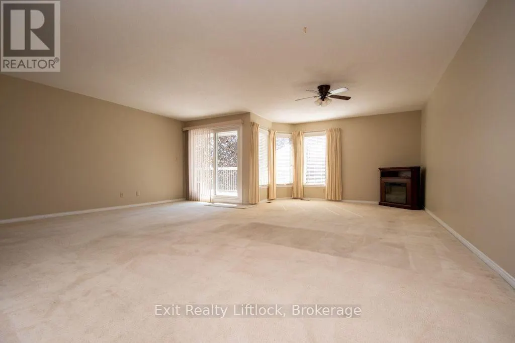 202 C - 1099 CLONSILLA AVENUE #202 C