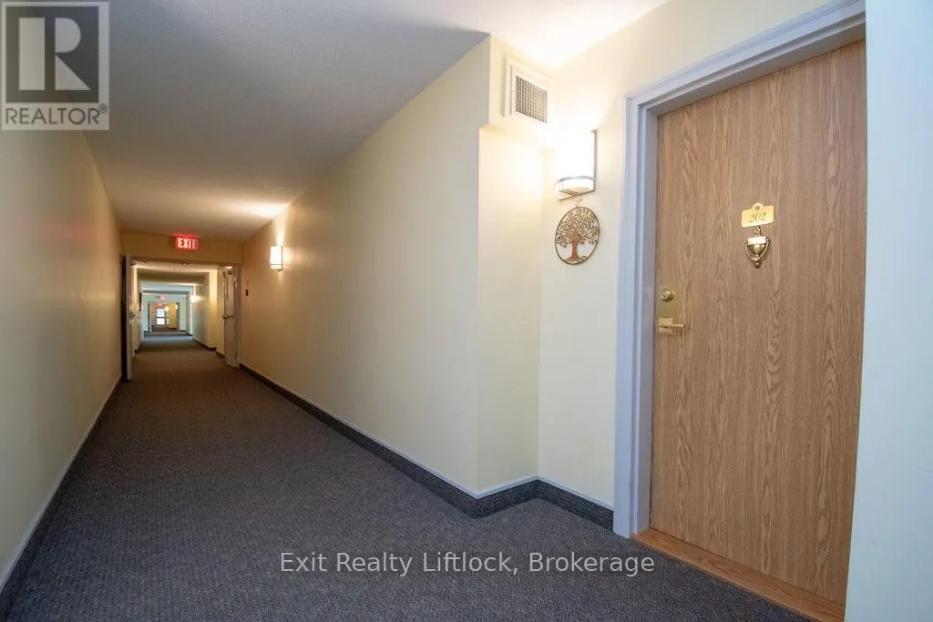202 C - 1099 CLONSILLA AVENUE #202 C