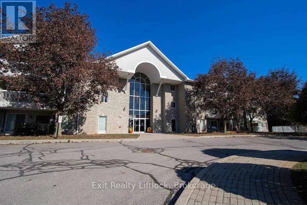 202 C - 1099 CLONSILLA AVENUE #202 C