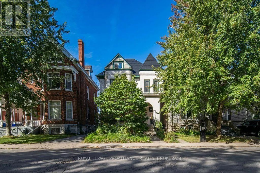 236 FRONTENAC STREET