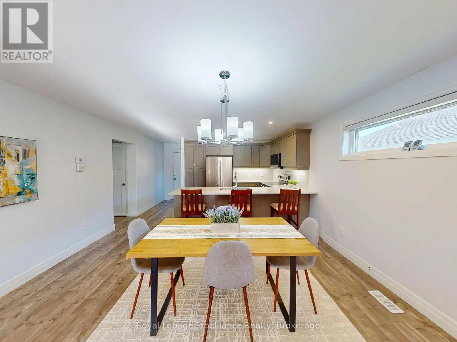 38 MERCEDES DRIVE