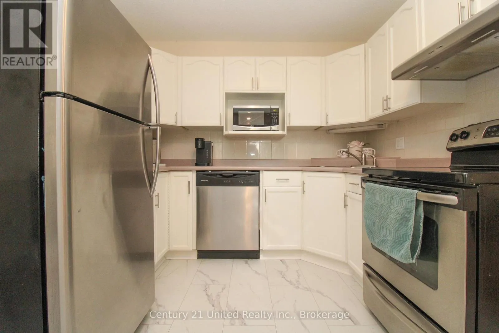 204 - 1110 CLONSILLA AVENUE #204