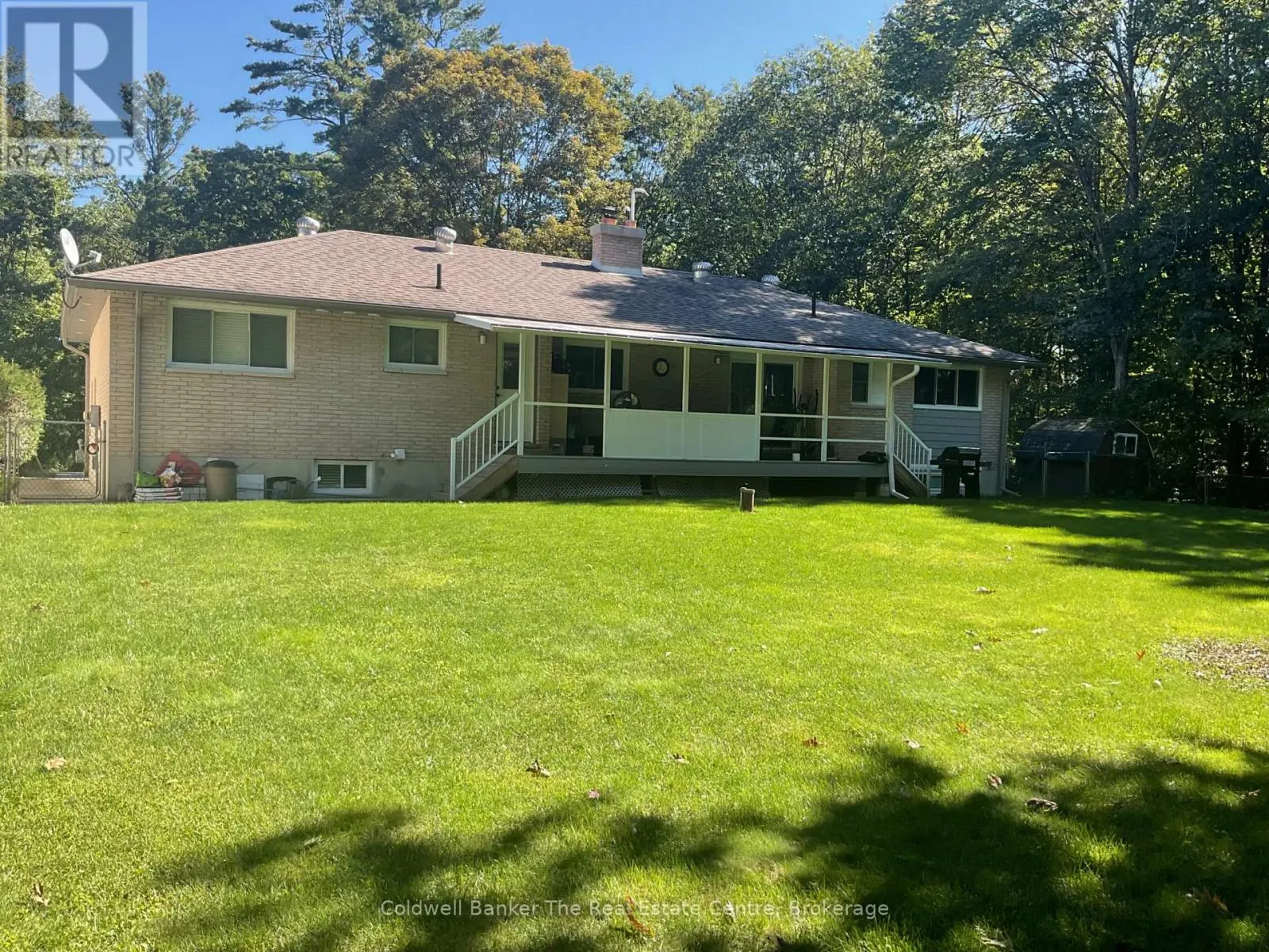 105 WELLINGTON STREET