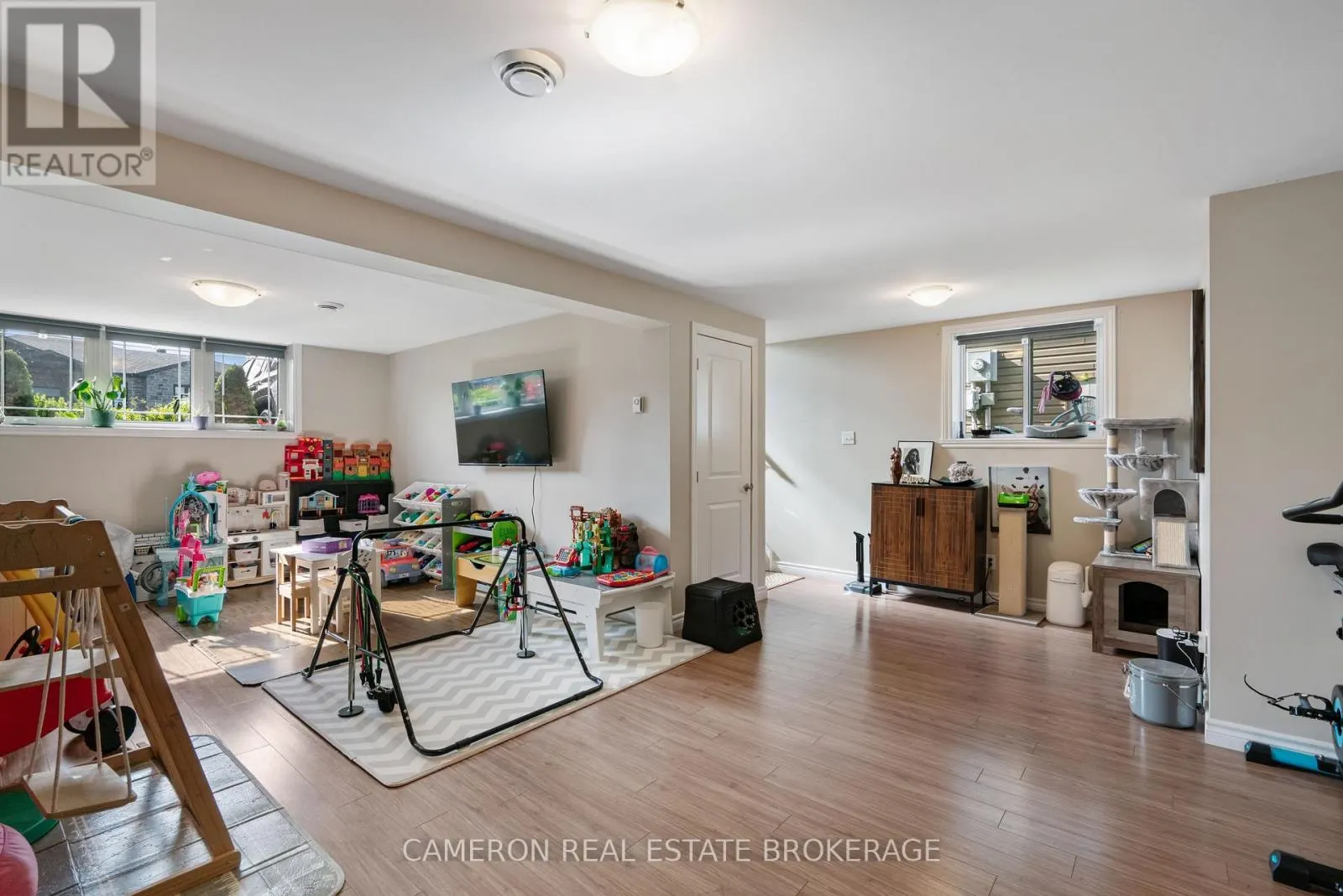 137 BELLWOOD DRIVE