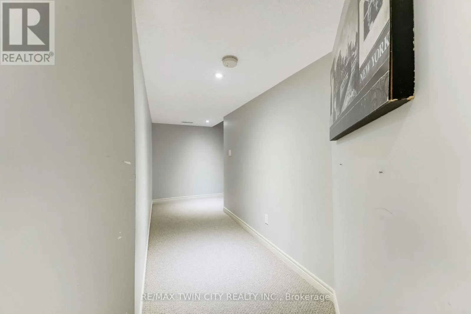 320 BRANDENBURG PLACE