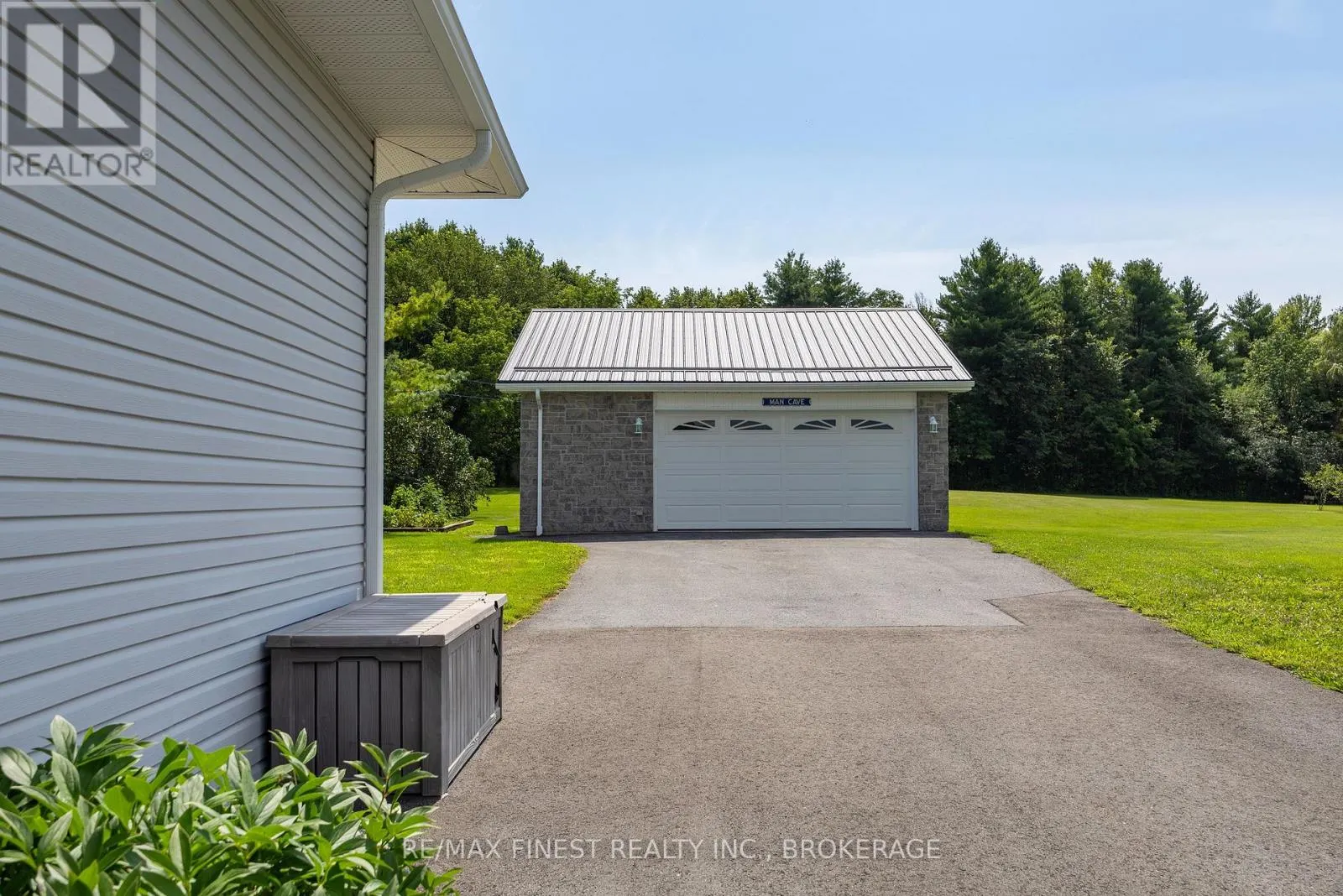 1199 COUNTY ROAD 2