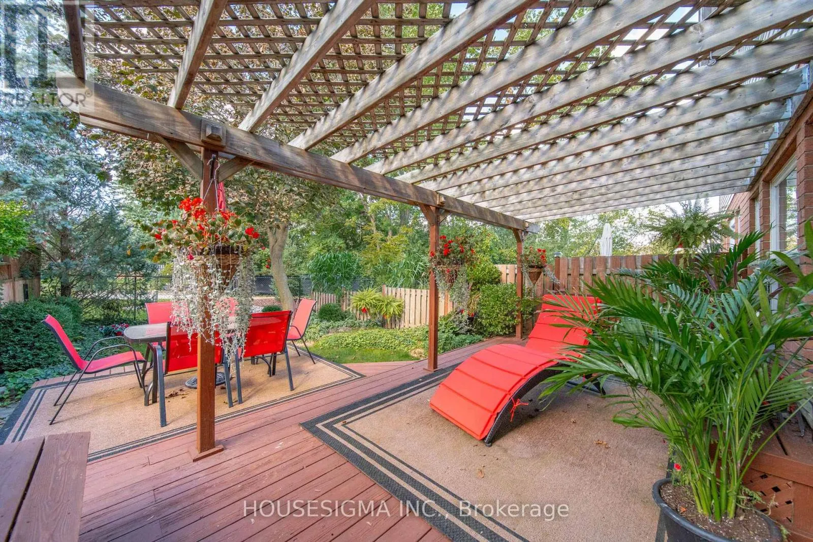 437 BEAVER CREEK ROAD