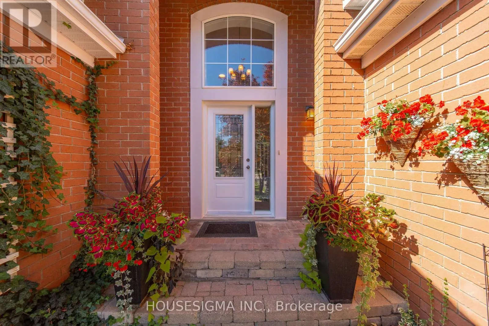 437 BEAVER CREEK ROAD