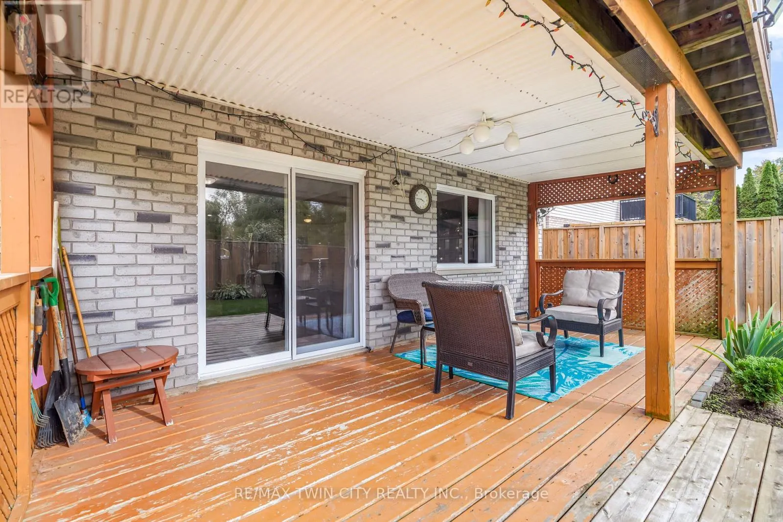 26 MACPHERSON DRIVE