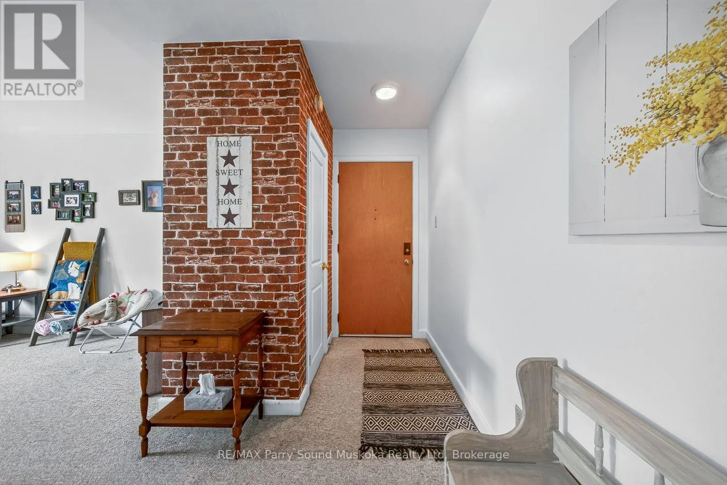 6 - 118 ISABELLA STREET #6