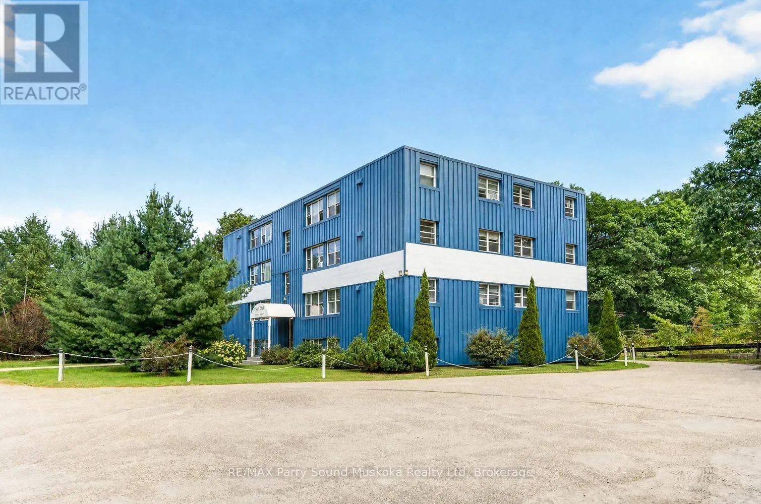 6 - 118 ISABELLA STREET #6