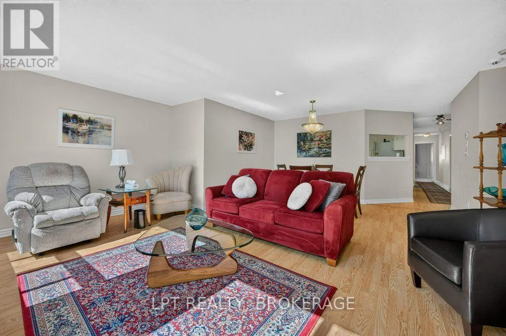 401 WATERLOO DRIVE