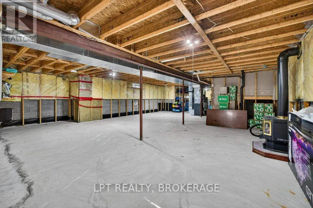 401 WATERLOO DRIVE