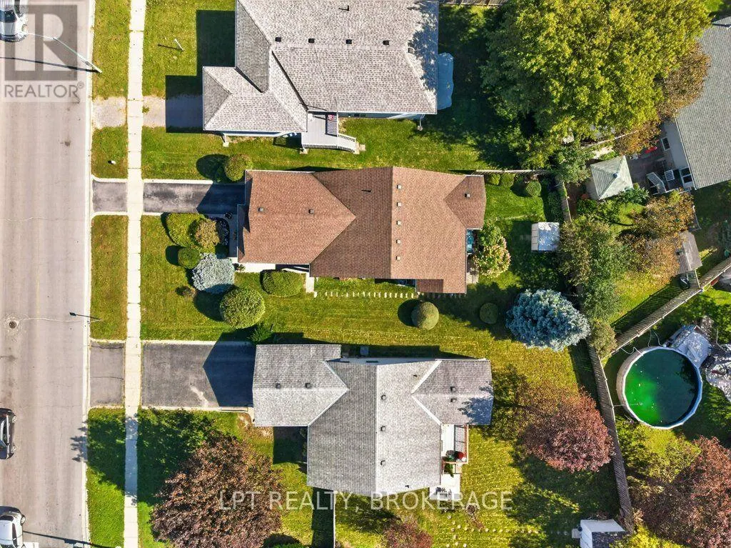 401 WATERLOO DRIVE