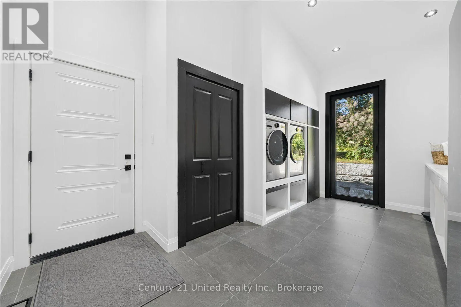 144 WALLIS DRIVE