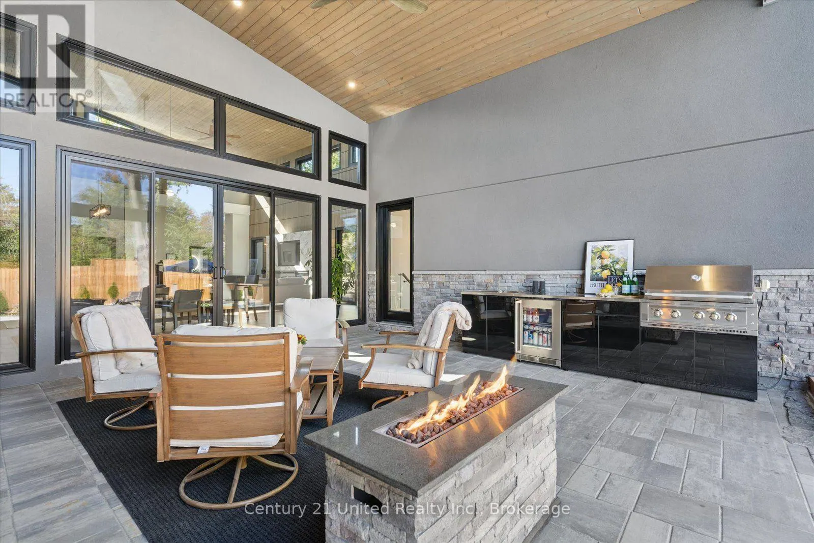 144 WALLIS DRIVE