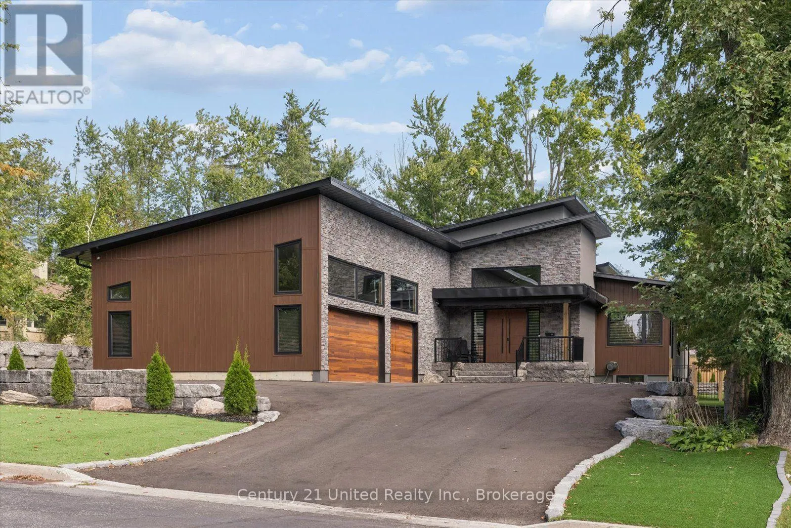 144 WALLIS DRIVE
