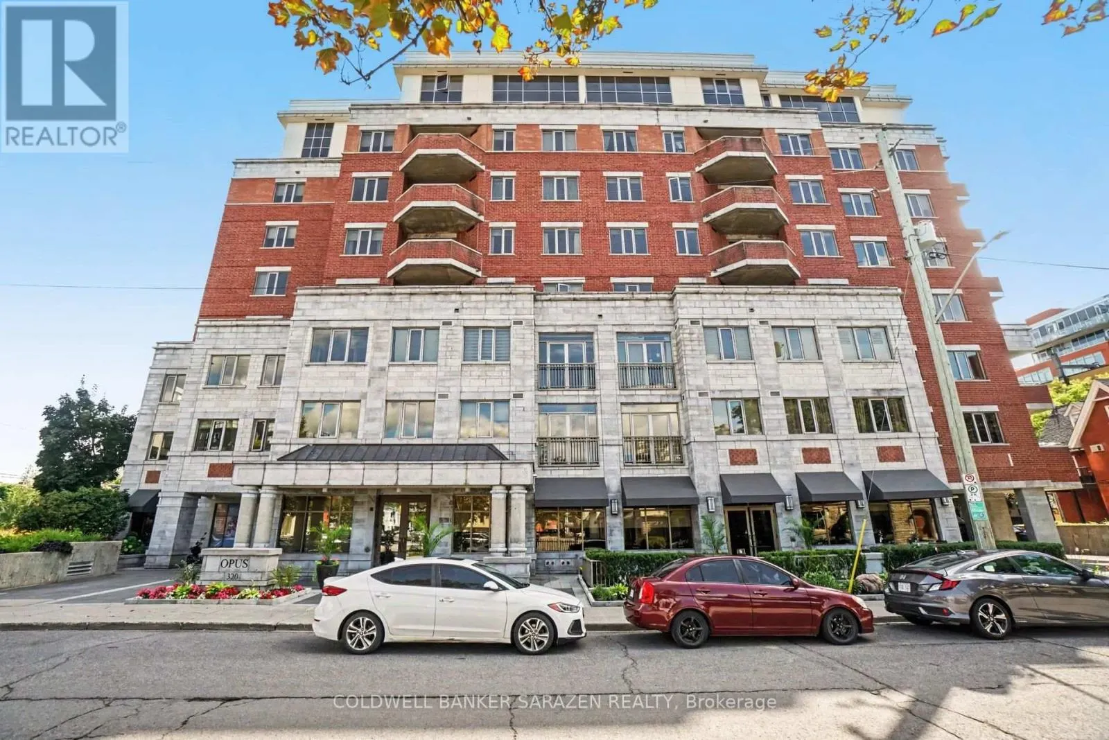 701 - 320 MCLEOD STREET
