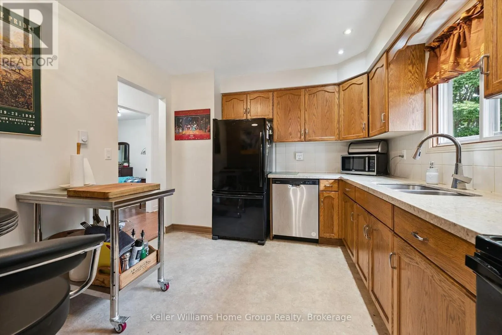 66 WOOLWICH STREET W