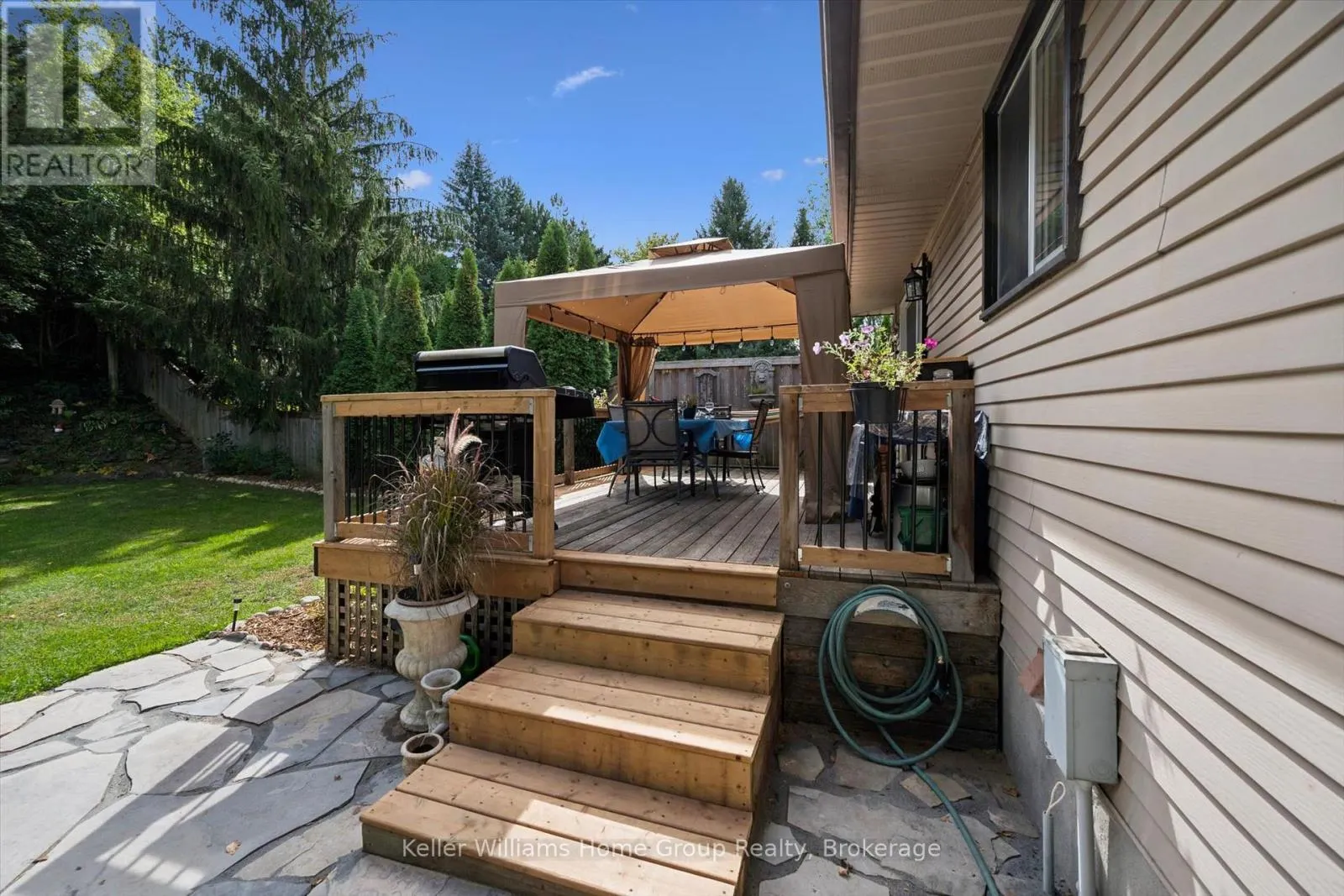 66 WOOLWICH STREET W