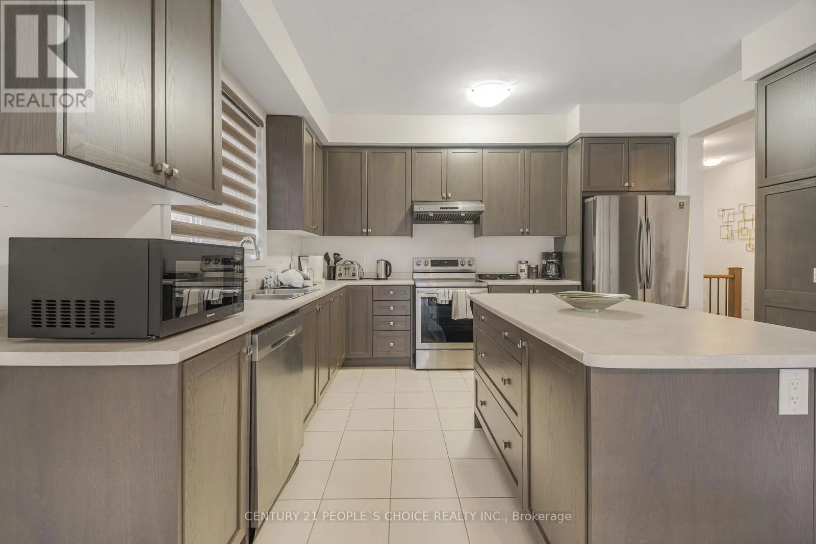 UPPER - 3 SARA DRIVE