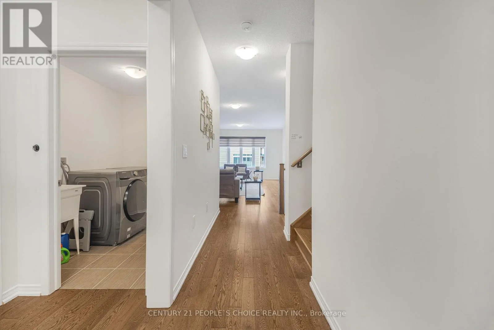 UPPER - 3 SARA DRIVE