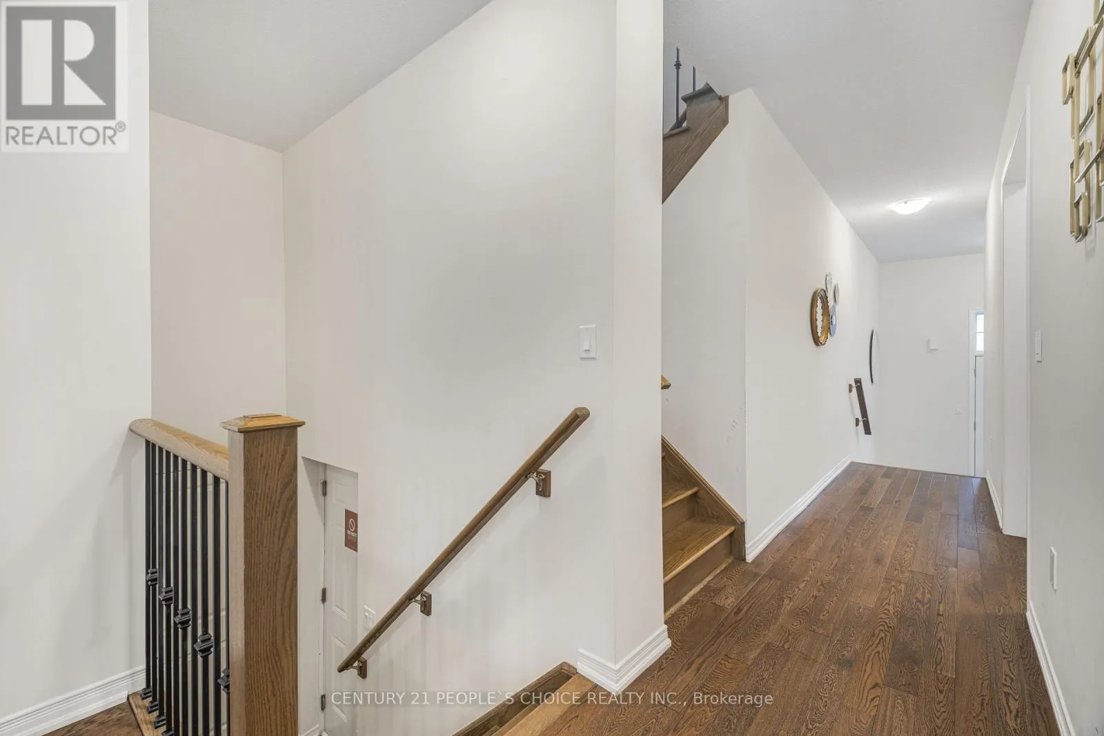UPPER - 3 SARA DRIVE