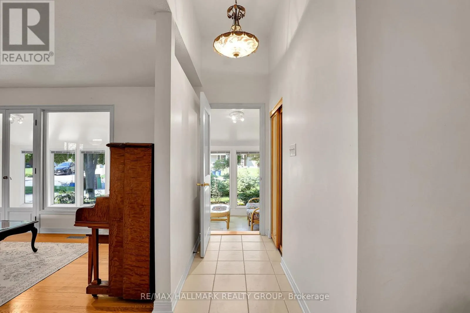 37 LYALL STREET