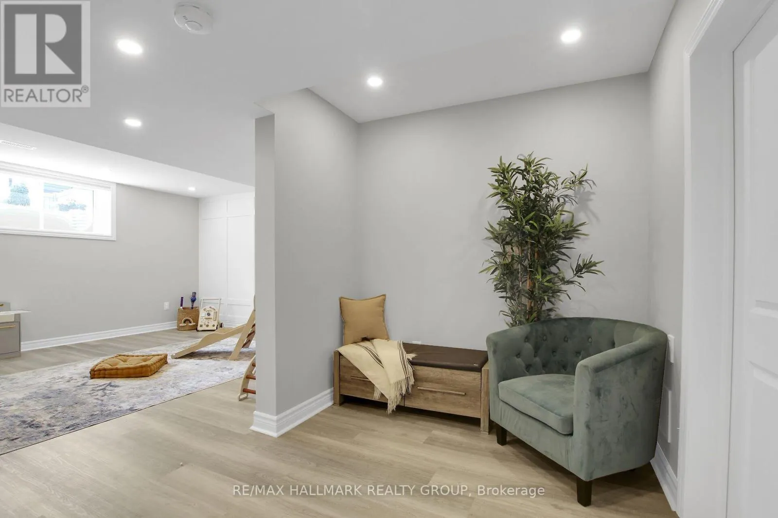 636 EAGLE CREST HEIGHTS
