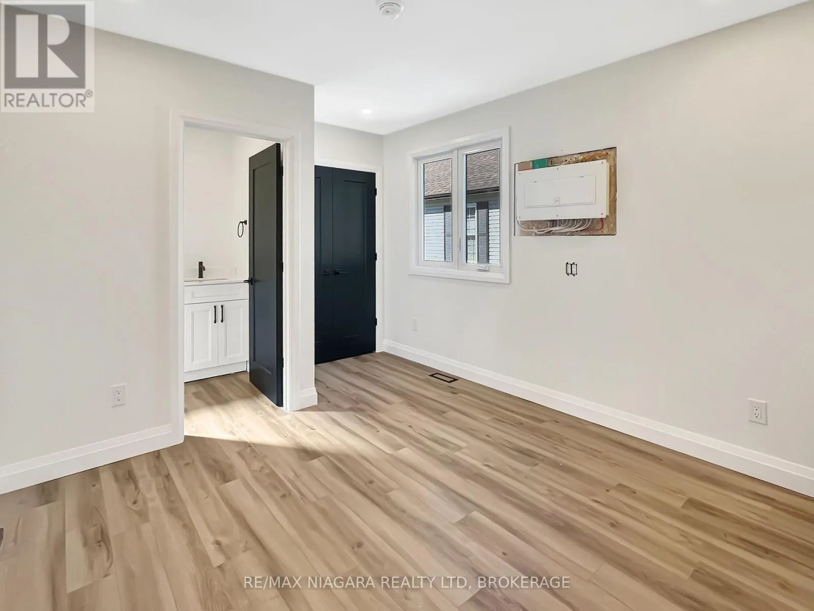 3042 BETHUNE AVENUE