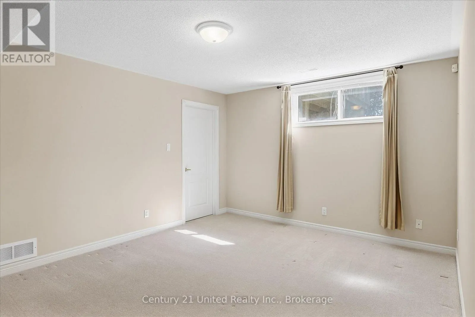 611 - 1742 RAVENWOOD DRIVE #611